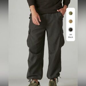 Lucky Brand Men's Surplus Cargo Pants in Jet Black
